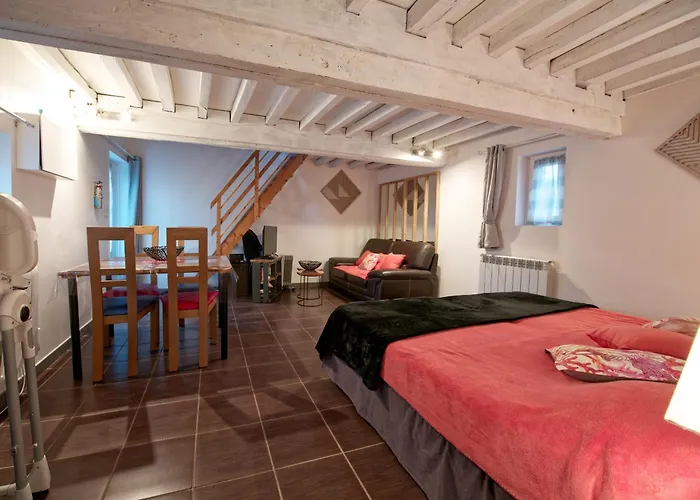 Le Cottage